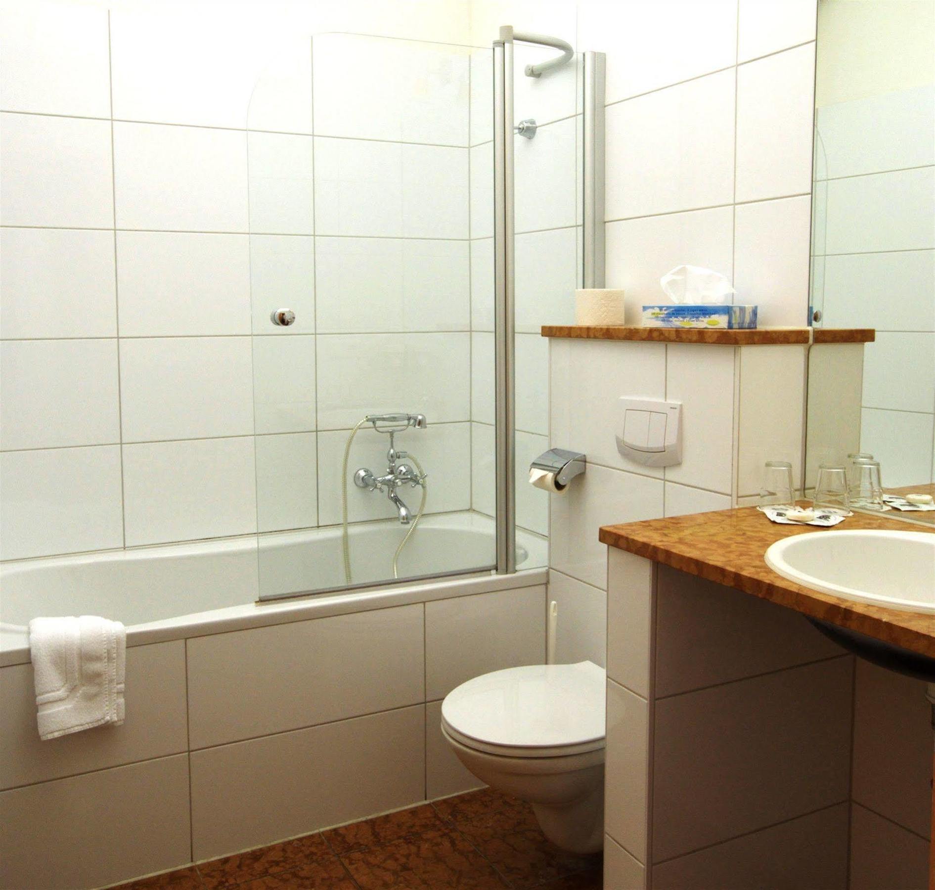 Ringhotel Schwarzer Baer Wittenberg Экстерьер фото